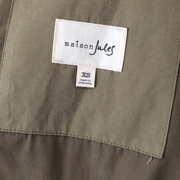 Meet your Posher, Janelle - Picture 7 of 8